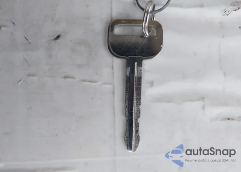 2000 Toyota Avalon Xl z USA, uszkodzony, nr VIN 4T1BF28B0YU037820